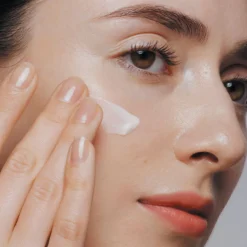 Future Solution LX Total Regenerating Cream