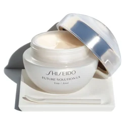 Future Solution LX Total Protective Cream